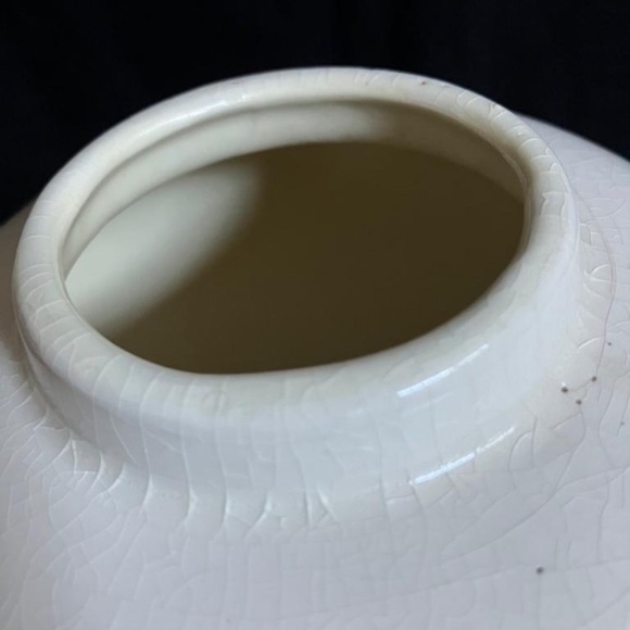 Vintage Treasure Craft Ceramics Butterfly Urn/Vase no Lid - Picture 4 of 6